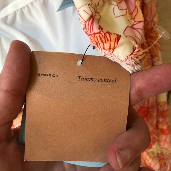 Shade & Shore NWT Women's Peach Floral Shirred Bandeau Swimsuit L (12/14) - Picture 8 of 11